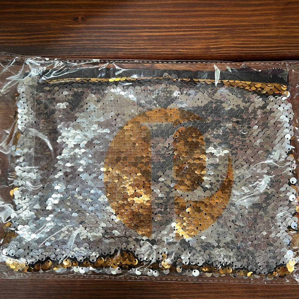 Perfectly Posh sequin bag